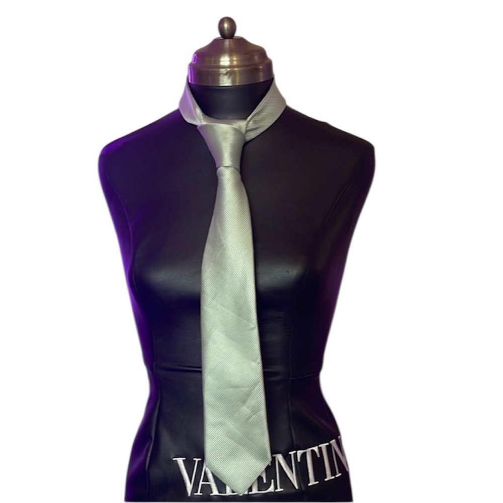 Silver Necktie